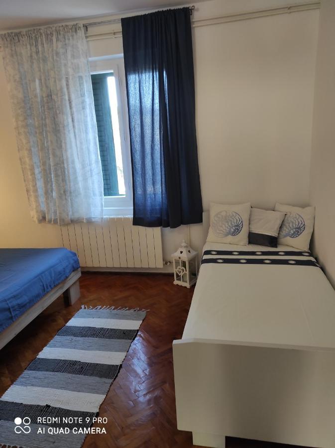 Kuca Za Odmor Mana Villa Lun  Buitenkant foto